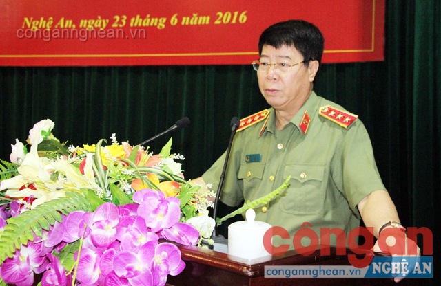 Đồng chí Thượng tướng Bùi Văn Nam - Thứ trưởng Bộ Công an khai mạc hội nghị.