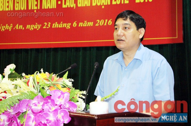 Đồng chí Nguyễn Đắc Vinh - Bí thư Tỉnh ủy Nghệ An phát biểu chào mừng Hội nghị