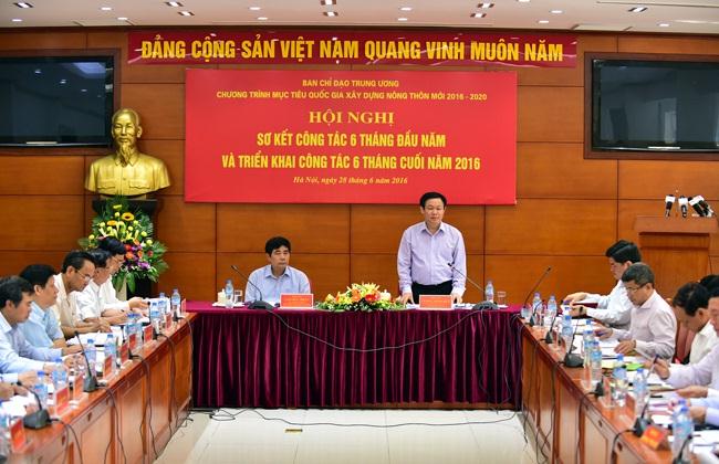 Phó Thủ tướng Vương Đình Huệ chủ trì hội nghị sơ kết kết quả 6 tháng đầu năm và phương hướng thực hiện 6 tháng cuối năm 2016 của Ban Chỉ đạo Trung ương Chương trình mục tiêu quốc gia xây dựng NTM. 
