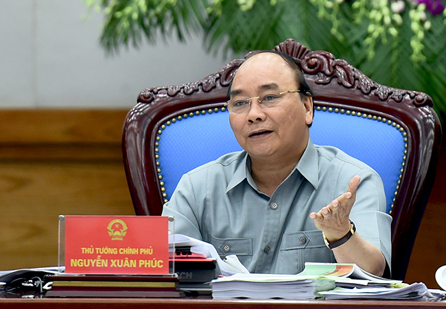 Thủ tướng Nguyễn Xuân Phúc chủ trì phiên họp Chính phủ tháng 6/2016. Ảnh: VGP/Quang Hiếu