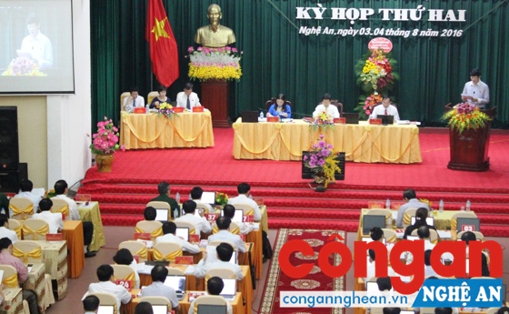 Khai mạc trọng thể kỳ họp thứ hai, Hội đồng nhân dân tỉnh khóa XVII.