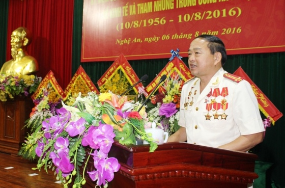 Đại tá Nguyễn Xuân Thiêm, Trưởng Phòng CSKT phát biểu tại lễ tọa đàm.