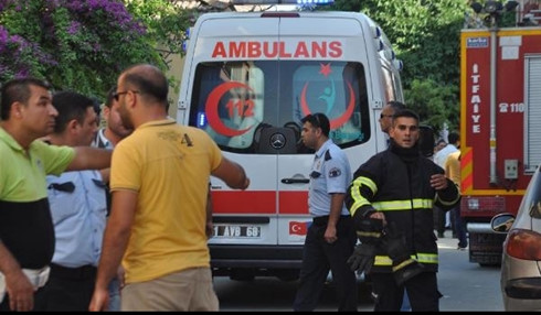 Ngay sau khi vụ việc xảy ra, các nạn nhân đã được đưa tới bệnh viện gần nhất để cấp cứu. (ảnh: karar.com).