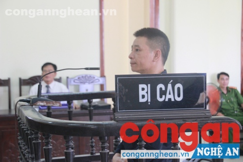 Bị cáo Nguyễn Văn Thìn tại tòa