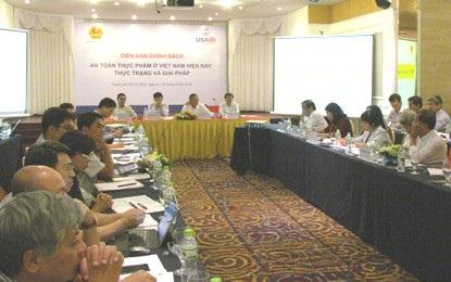 Diễn đàn chính sách an toàn thực phẩm ở Việt Nam hiện nay: Thực trạng và giải pháp.