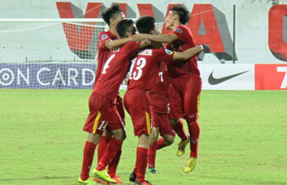 U16 Việt Nam lọt vào tứ kết với ngôi nhì bảng