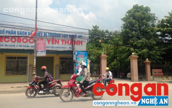 Khuôn viên Phòng GD&ĐT huyện Yên Thành để doanh nghiệp thuê làm đại lý sách, thiết bị trường học   