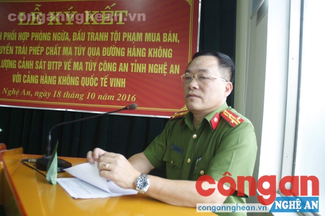 Đồng chí Thượng tá Nguyễn Đình Anh - Trưởng phòng PC47 Công an Nghệ An phát biểu tại lễ ký kết