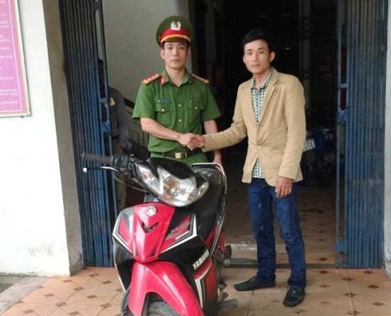 Đội Cảnh sát trật tự Công an TP Vinh đã trao trả chiếc xe máy cho anh Thêm