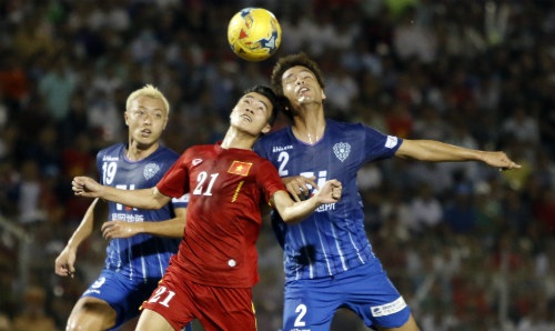 ĐT Việt Nam gặp không ít khó khăn trong việc ghi bàn vào lưới đối thủ đến từ Nhật Bản