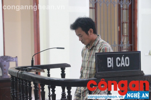 Bị cáo Lê Đình Thắng tại tòa