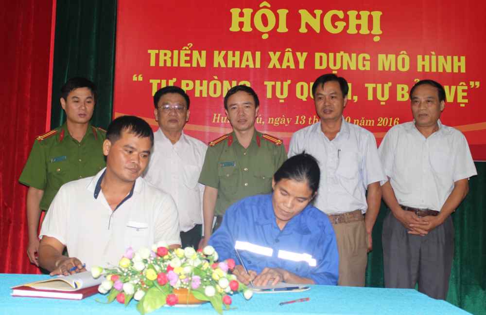 Triển khai mô hình tự quản về ANTT tại xóm 8, xã Hưng Phú, huyện Hưng Nguyên