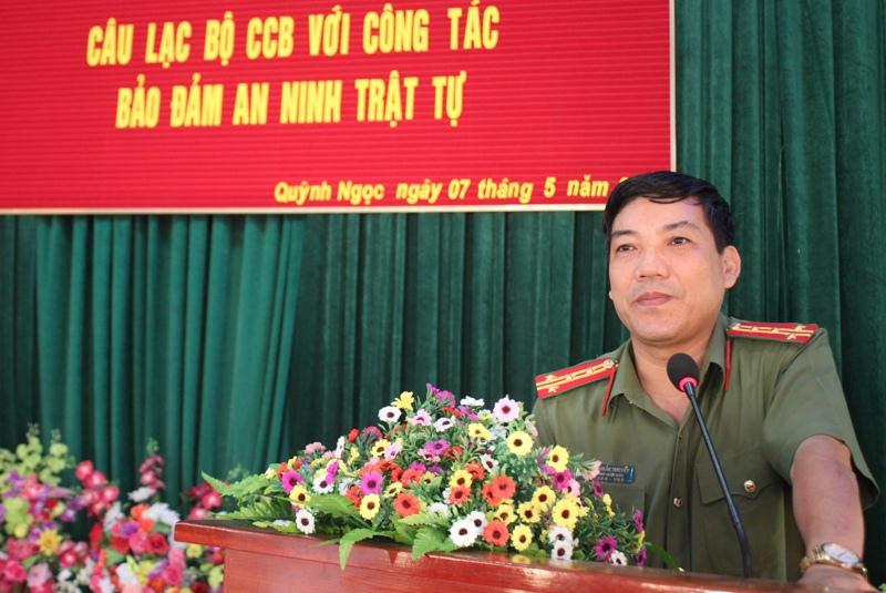 Đồng chí Đại tá Lê Khắc Thuyết - Phó Giám đốc Công an tỉnh phát biểu tại buổi lễ