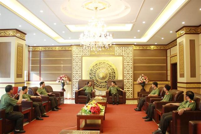 Thứ trưởng Nguyễn Văn Sơn chỉ đạo Công an tỉnh Hòa Bình khẩn trương phối hợp với các cơ quan chức năng điều tra, làm rõ và ổn định tình hình ANTT địa bàn.