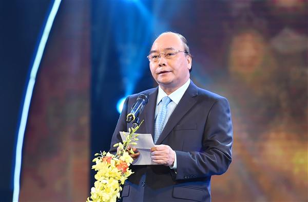 Thủ tướng Nguyễn Xuân Phúc phát biểu tại lễ kỷ niệm. Ảnh: VGP/Quang Hiếu
