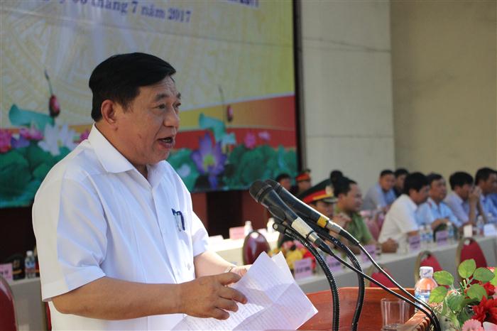 Đồng chí Nguyễn Xuân Đường – Chủ tịch UBND tỉnh phát biểu chỉ đạo tại lễ ra quân