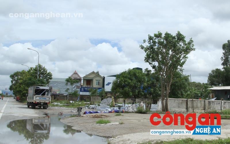 Hiện trạng Dự án xây dựng Văn phòng làm việc và Trung tâm giới thiệu sản phẩm của Công ty TNHH Đại Thành Lộc tại xã Nghi Phú (TP Vinh)