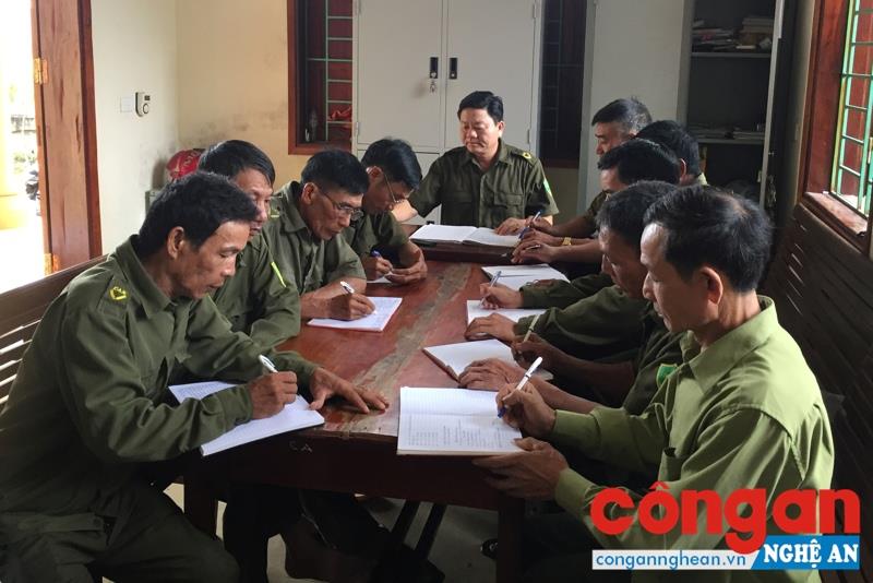 Công an xã Nam Lộc họp bàn kế hoạch đảm bảo ANTT trên địa bàn 6 tháng cuối năm