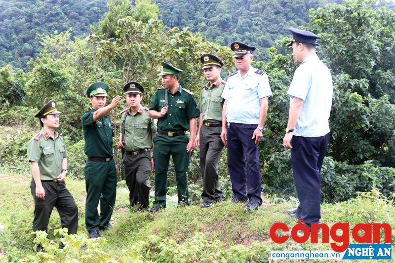 Công an, Biên phòng, Hải quan tỉnh Hà Tĩnh phối hợp tuần tra đảm bảo an ninh biên giới