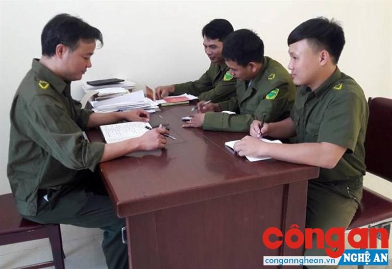 Công an thị trấn Nam Đàn họp triển khai kế hoạch đảm bảo an ninh trật tự 6 tháng cuối năm
