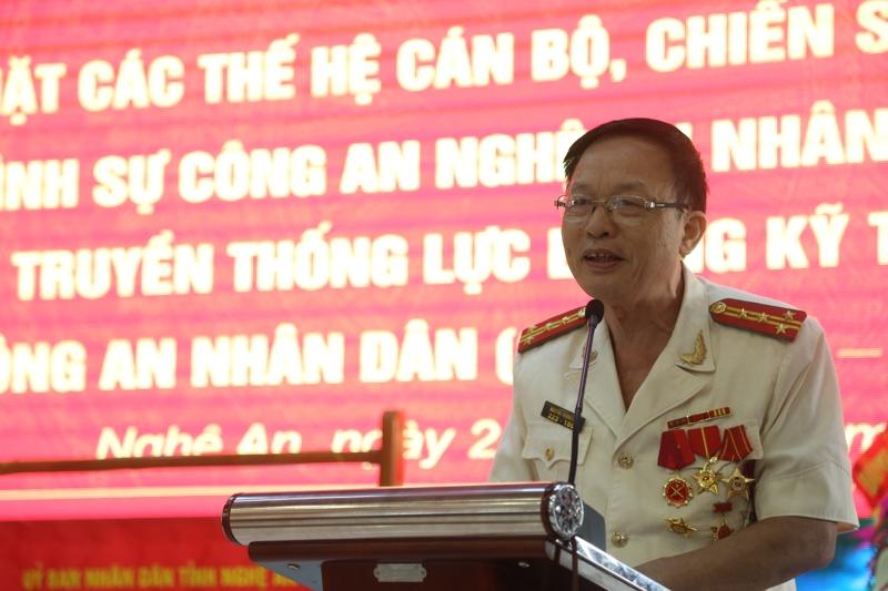 Đồng chí Nguyễn Trọng Lợi - nguyên là Trưởng phòng Kỹ thuật hình sự qua các thời kỳ đã ôn lại kỷ niệm của những ngày đầu mới thành lập lực lượng