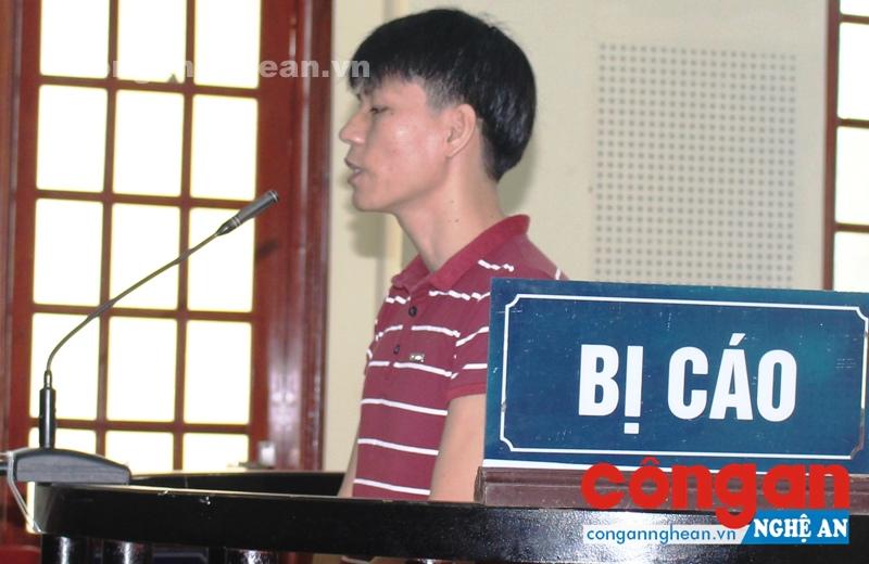 Bị cáo Nguyễn Văn Oai tại tòa