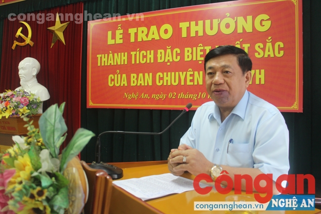Đồng chí Nguyễn Xuân Đường - Chủ tịch UBND Tỉnh phát biểu chỉ đạo tại lễ trao thưởng