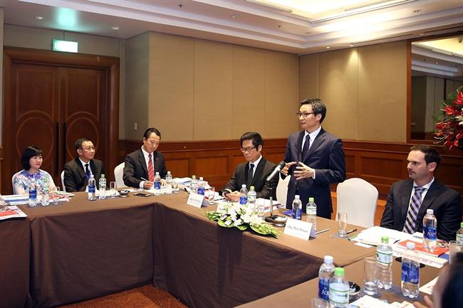 Phó Thủ tướng Vũ Đức Đam mong muốn Hội đồng DN vì sự phát triển bền vững Việt Nam tiếp tục có các kiến nghị, đề xuất cụ thể để tạo thuận lợi cho các DN phát triển.