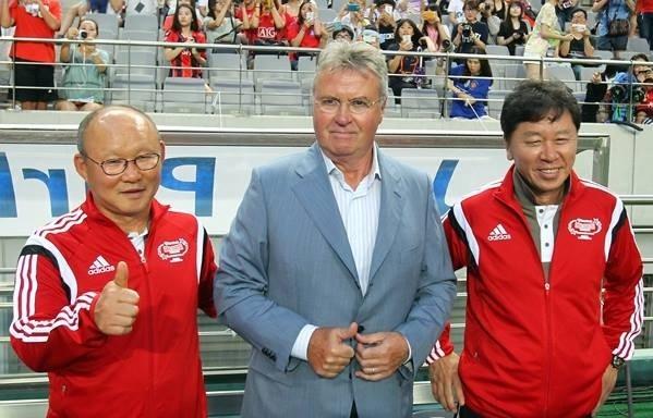 HLV Park Hang Seo từng làm trợ lý cho HLV Guus Hiddink tại ĐT Hàn Quốc hồi  World Cup 2002