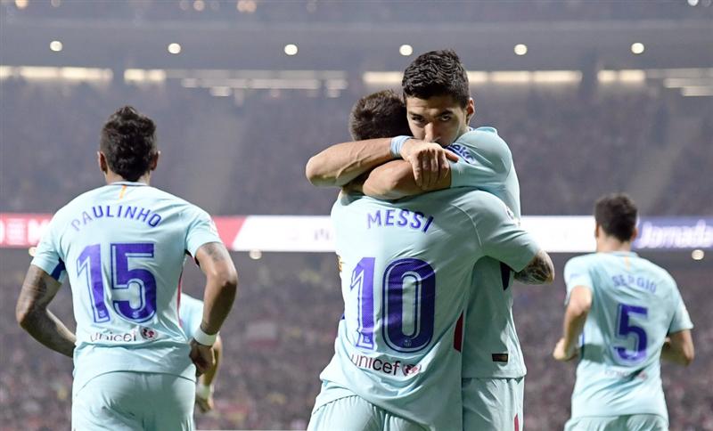 Messi kém may mắn, nhưng Barca còn có Suarez