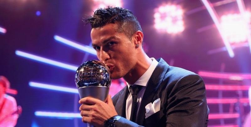 Ronaldo lần thứ 2 liên tiếp giành giải The Best của FIFA