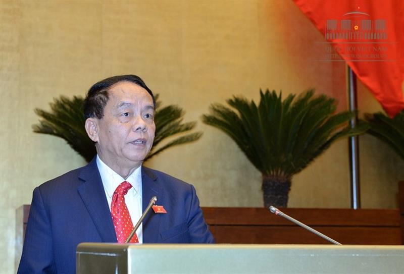 Chủ nhiệm Ủy ban Quốc phòng và an ninh Võ Trọng Việt trình bày Báo cáo thẩm tra Dự thảo luật