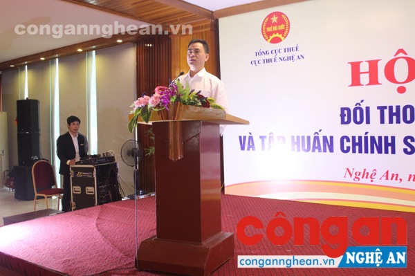 Đồng chí Hà Lê Dũng - Phó Cục trưởng Cục Thuế Nghệ An chủ trì Hội nghị