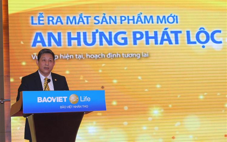 Giám đốc Cty Bảo việt nhân thọ Nghệ An Nguyễn Chí Bắc phát biểu tại buổi ra mắt sản phẩm mới