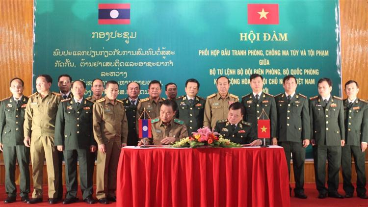 Ký biên bản hợp tác phòng, chống ma túy và tội phạm giữa  Bộ Tư lệnh Bộ đội Biên phòng Việt Nam và Tổng cục Cảnh sát Lào (tháng 11/2017)