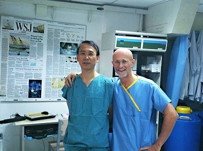 GS. Sergio Canavero và bác sĩ Xiaoping Ren