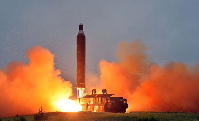 Các vụ thử tên lửa càng làm nóng hơn tình hình trên bán đảo Triều Tiên
