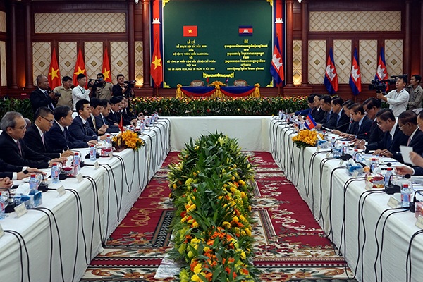 Hội đàm giữa Đoàn đại biểu cấp cao Bộ Công an Việt Nam và Đoàn đại biểu cấp cao Bộ Nội vụ Campuchia.