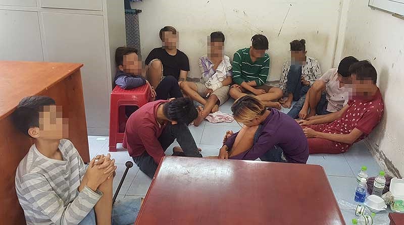 Nhóm cướp nhí bị Công an quận Tân Phú, TPHCM bắt giữ