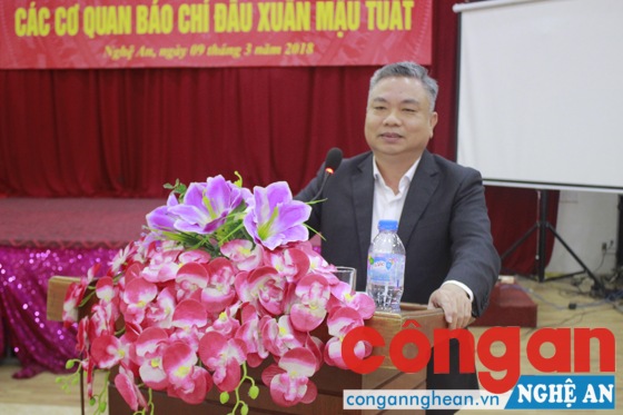 Ông Lê Bá Hùng, Giám đốc Sở TT&TT phát biểu tại buổi gặp mặt