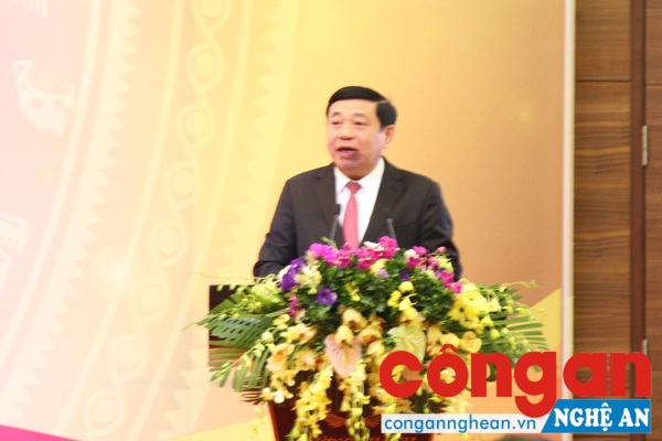 Đồng chí Nguyễn Xuân Đường- Phó Bí thư Tỉnh ủy, Chủ tịch UBND tỉnh phát biểu