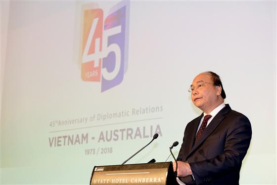 Thủ tướng Nguyễn Xuân Phúc phát biểu tại lễ kỷ niệm 45 năm thiết lập quan hệ ngoại giao Việt Nam-Australia. Ảnh: VGP
