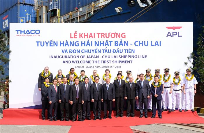 Thủ tướng dự lễ khai trương tuyến hàng hải quốc tế Nhật Bản - Chu Lai và đón chuyến tàu đầu tiên của hãng APL cập cảng Chu Lai