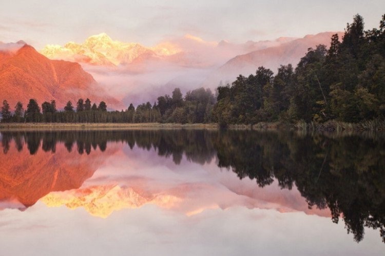 Hồ Matheson, New Zealand: Kỳ quan tự nhiên này còn được gọi là hồ Gương, hãy nhìn ảnh thì rõ! (Nguồn: Brain Berries)