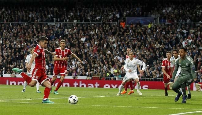 Bayern nỗ lực dồn lên, James gỡ hòa 2-2 phút 63