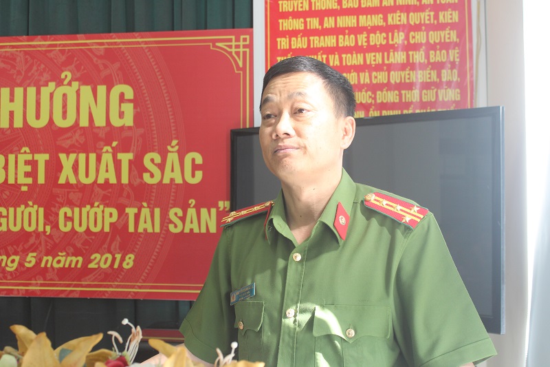 Đại tá Nguyễn Mạnh Hùng ghi nhận và đánh giá cao thành tích của Ban chuyên án