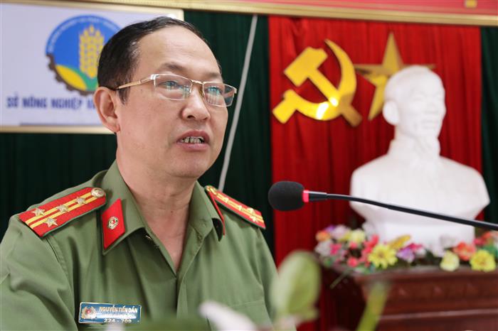 Đại tá Nguyễn Tiến Dần – PGĐ CA tỉnh Nghệ An phát biểu tại hội nghị
