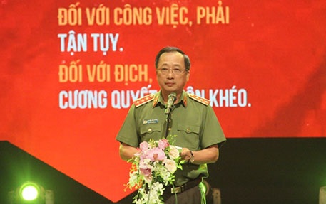 Thứ trưởng Nguyễn Văn Thành phát biểu tại buổi giao lưu.