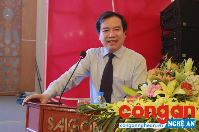 TS Hà Văn Siêu, Phó Tổng cục trưởng, Tổng cục Du lịch Việt Nam phát biểu tại Hội thảo