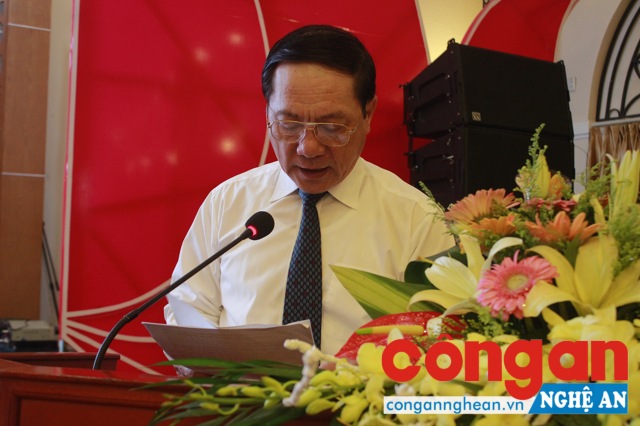 Đồng chí Lê Minh Thông, Ủy viên BTV Tỉnh ủy, Phó Chủ tịch UBND tỉnh phát biểu khai mạc Hội thảo